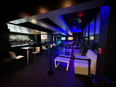 Lux Oakland